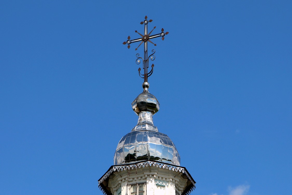 Петровское. Церковь Петра и Павла. архитектурные детали, Купол храма.