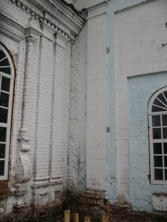 Церковь Петра и Павла, Петровское (Уржумский район, Кировская область). архитектурные детали