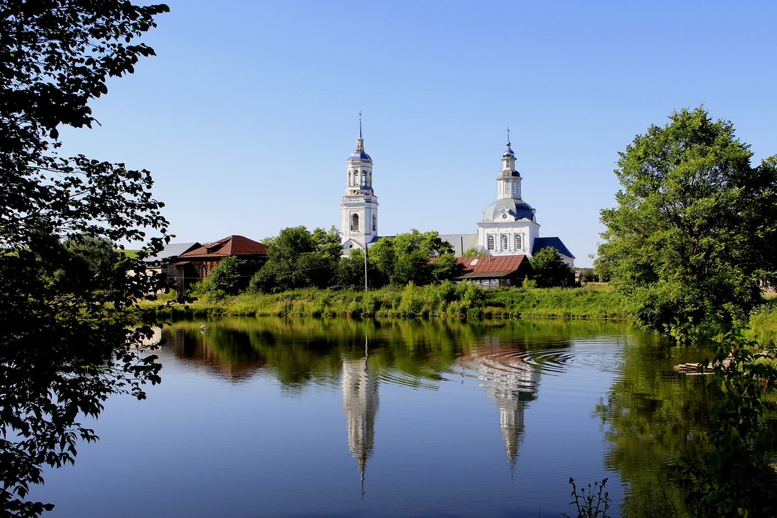 Церковь Петра и Павла, Петровское (Уржумский район, Кировская область). общий вид в ландшафте