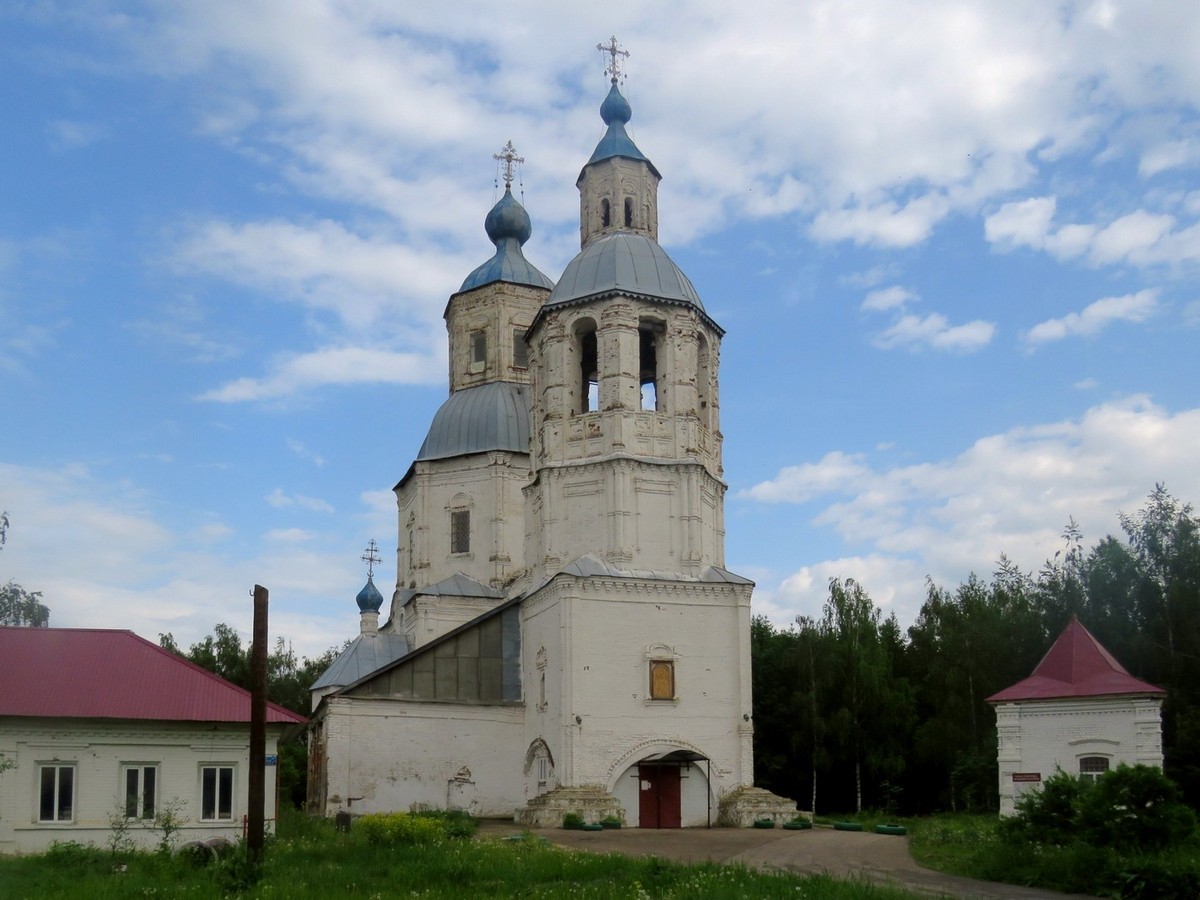 Курмыш. Церковь Покрова Пресвятой Богородицы. фасады