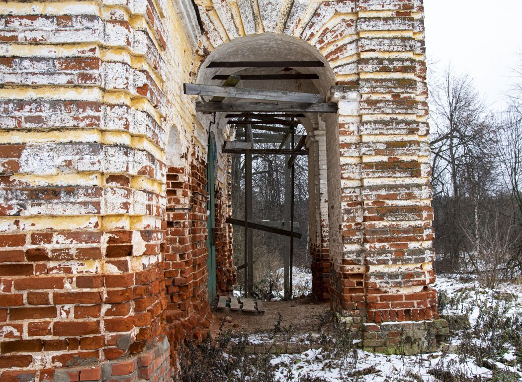 Церковь Казанской иконы Божией Матери, Егорьевское (Угличский район, Ярославская область). архитектурные детали