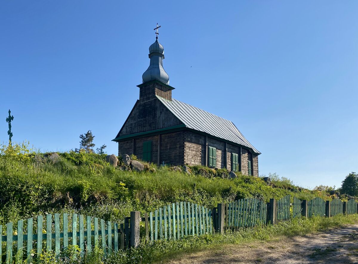 Церковь Георгия Победоносца, Жировичи (Слонимский район, Беларусь, Гродненская область). фасады, Вид с северо-востока
