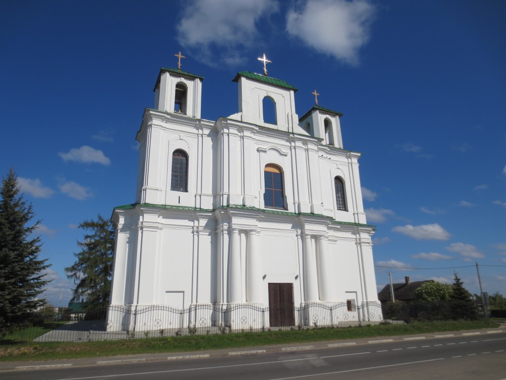 Столовичи. Церковь Александра Невского. фасады