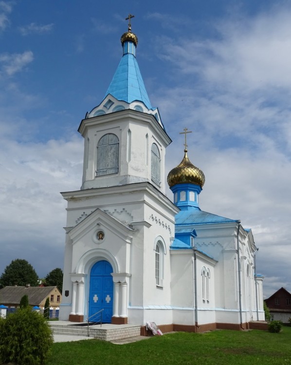 Церковь Георгия Победоносца, Гольшаны (Ошмянский район, Беларусь, Гродненская область). фасады