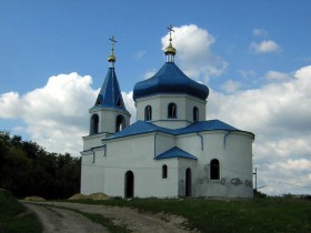 Серебрия. Церковь Михаила Архангела
