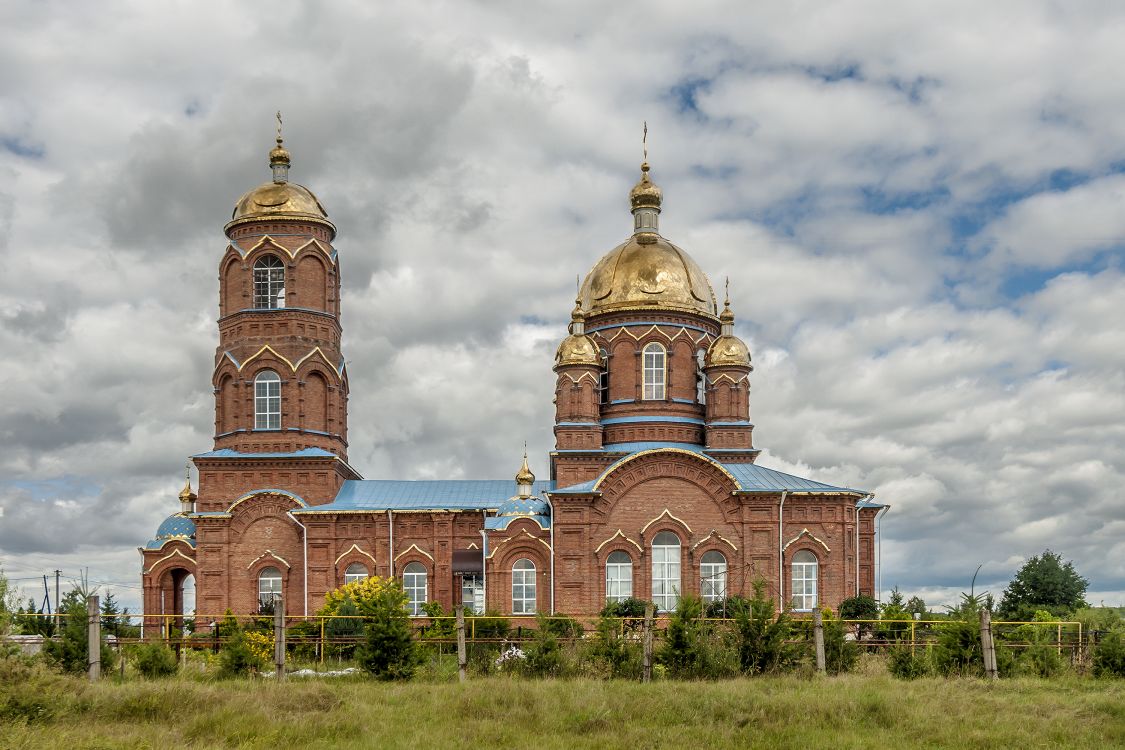 Церковь Казанской иконы Божией Матери, Латное (Семилукский район, Воронежская область). фасады
