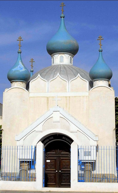 Бизерта. Церковь Александра Невского. фасады