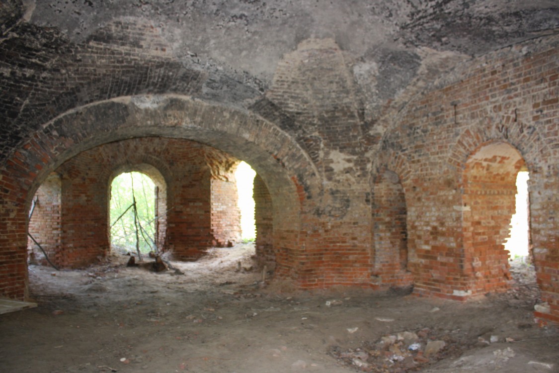 Церковь Вознесения Господня (старая), Вознесенье (Тарусский район, Калужская область). интерьер и убранство