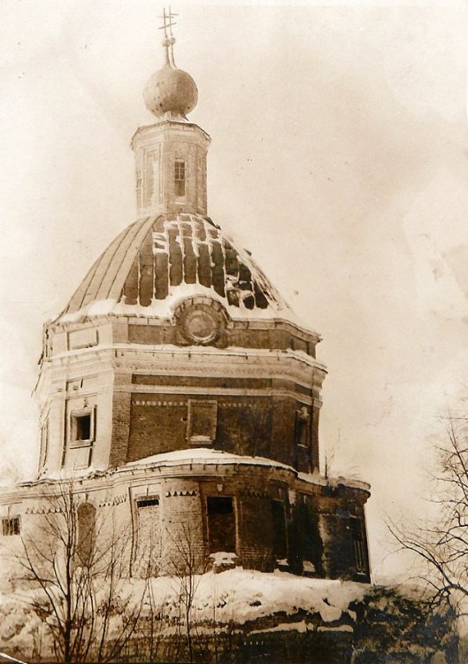 Церковь Вознесения Господня (старая), Вознесенье (Тарусский район, Калужская область). архивная фотография, Архивное фото 50-х г.г. XX в. Источник: http://arch-heritage.livejournal.com/498320.html