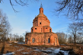 Вознесенье. Церковь Вознесения Господня (старая)