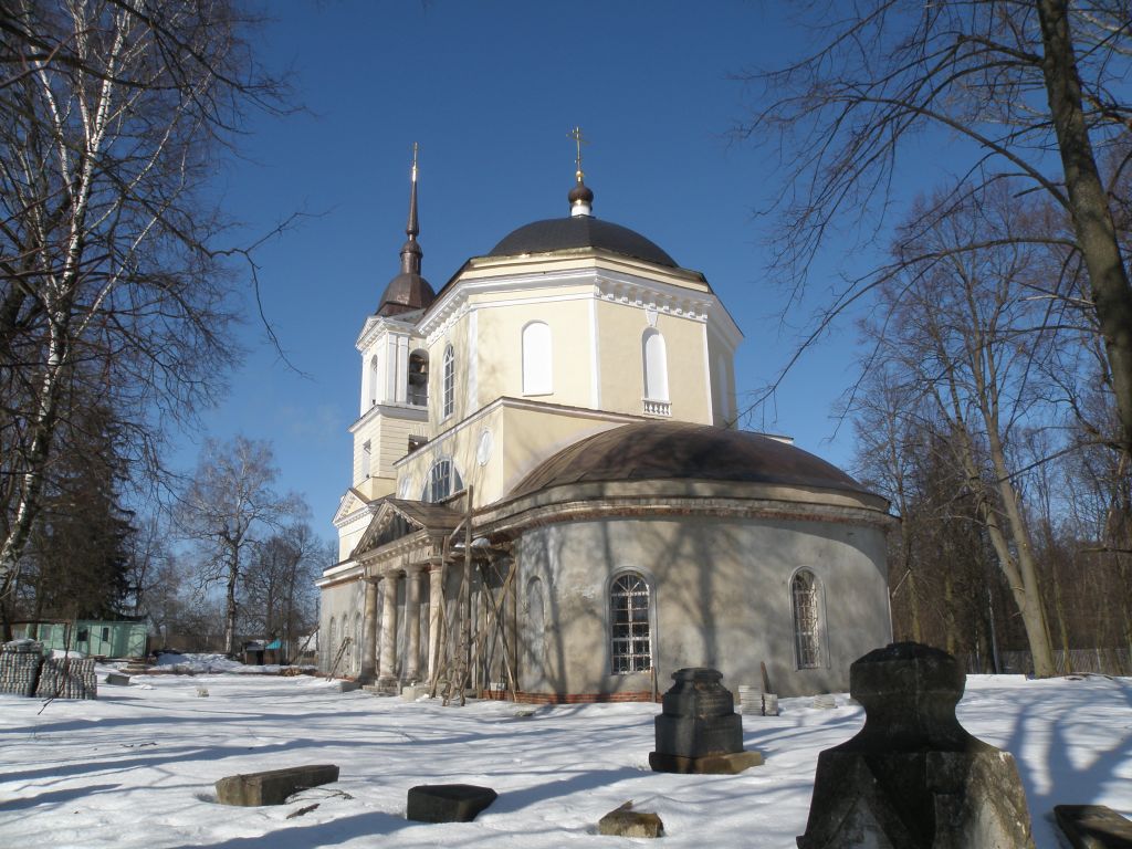Церковь Успения Пресвятой Богородицы, Истомино (Тарусский район, Калужская область). фасады