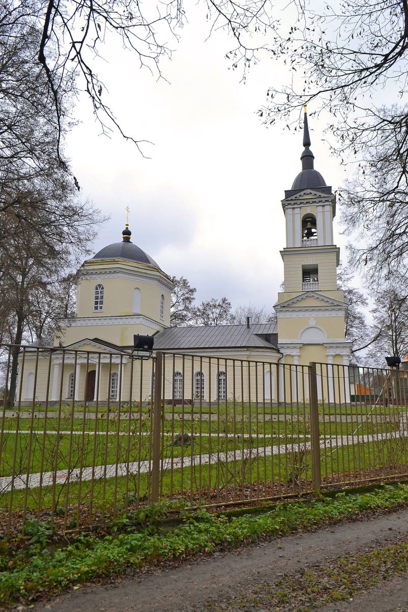 Церковь Успения Пресвятой Богородицы, Истомино (Тарусский район, Калужская область). фасады