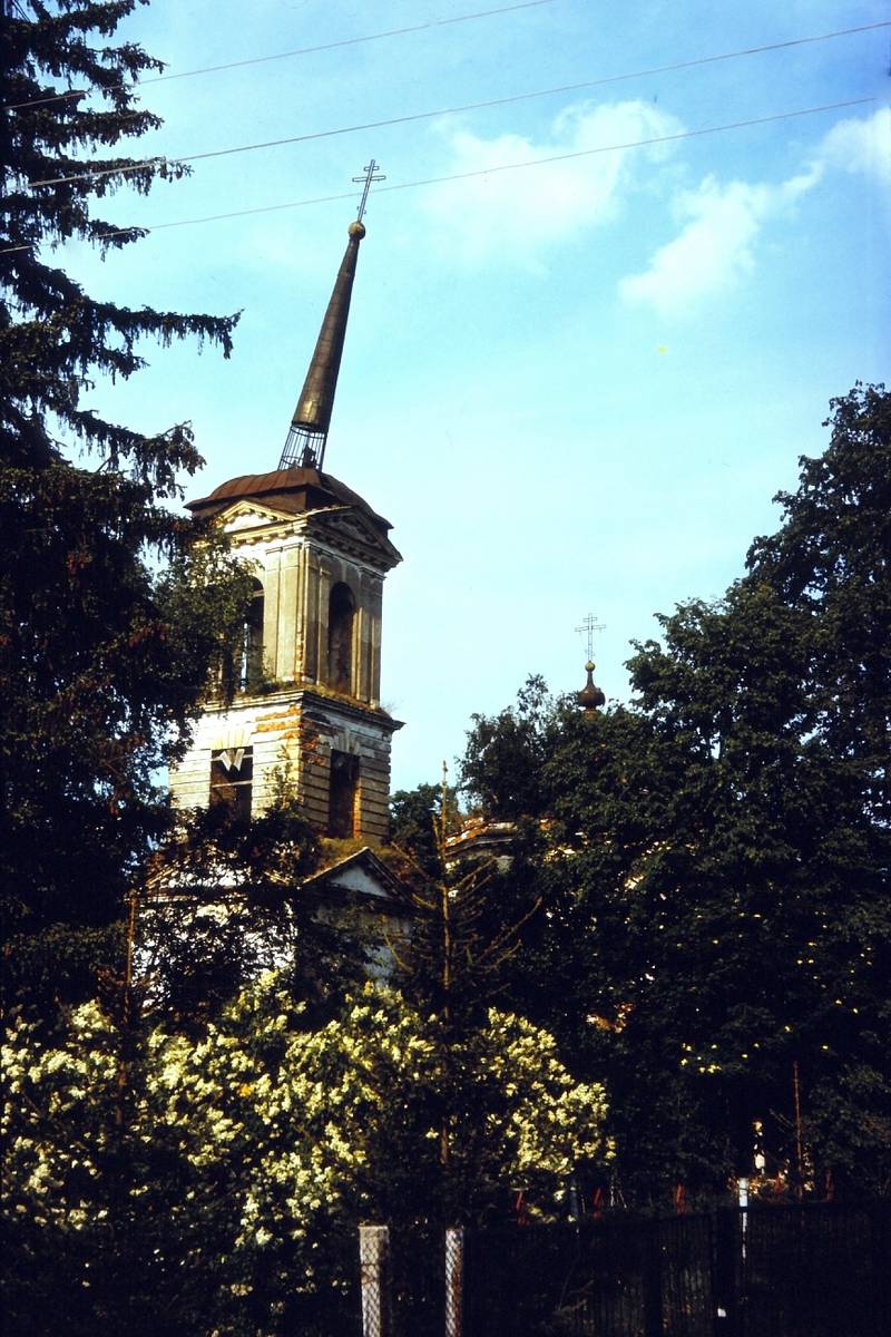 Церковь Успения Пресвятой Богородицы, Истомино (Тарусский район, Калужская область). фасады