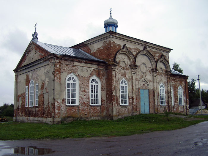 Церковь Успения Пресвятой Богородицы, Ясенки (Бобровский район, Воронежская область). общий вид в ландшафте