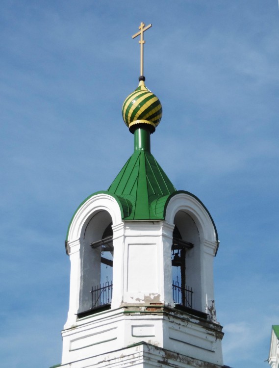 Церковь Покрова Пресвятой Богородицы, Нижняя Катуховка (Новоусманский район, Воронежская область). архитектурные детали, Ярус звона колокольни с завершением