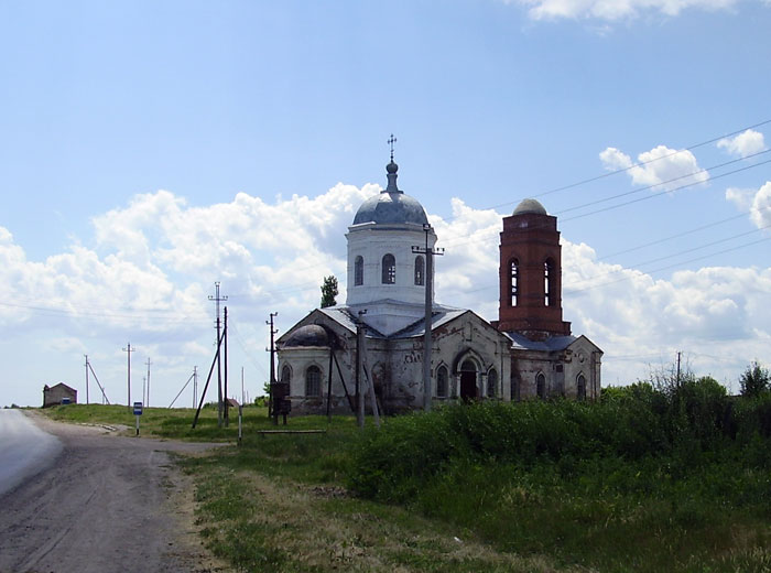 Церковь Александра Невского, Петровка (Павловский район, Воронежская область). общий вид в ландшафте
