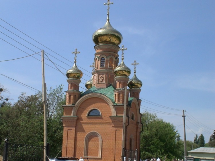 Покровская Голосеевская пустынь. Часовня Николая Чудотворца, Голосеев (Голосеевский район, Украина, г. Киев). общий вид в ландшафте, Часовня в честь Николая Чудотворца