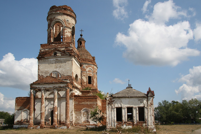 Церковь Богоявления Господня, Зырянка (Катайский район, Курганская область). фасады