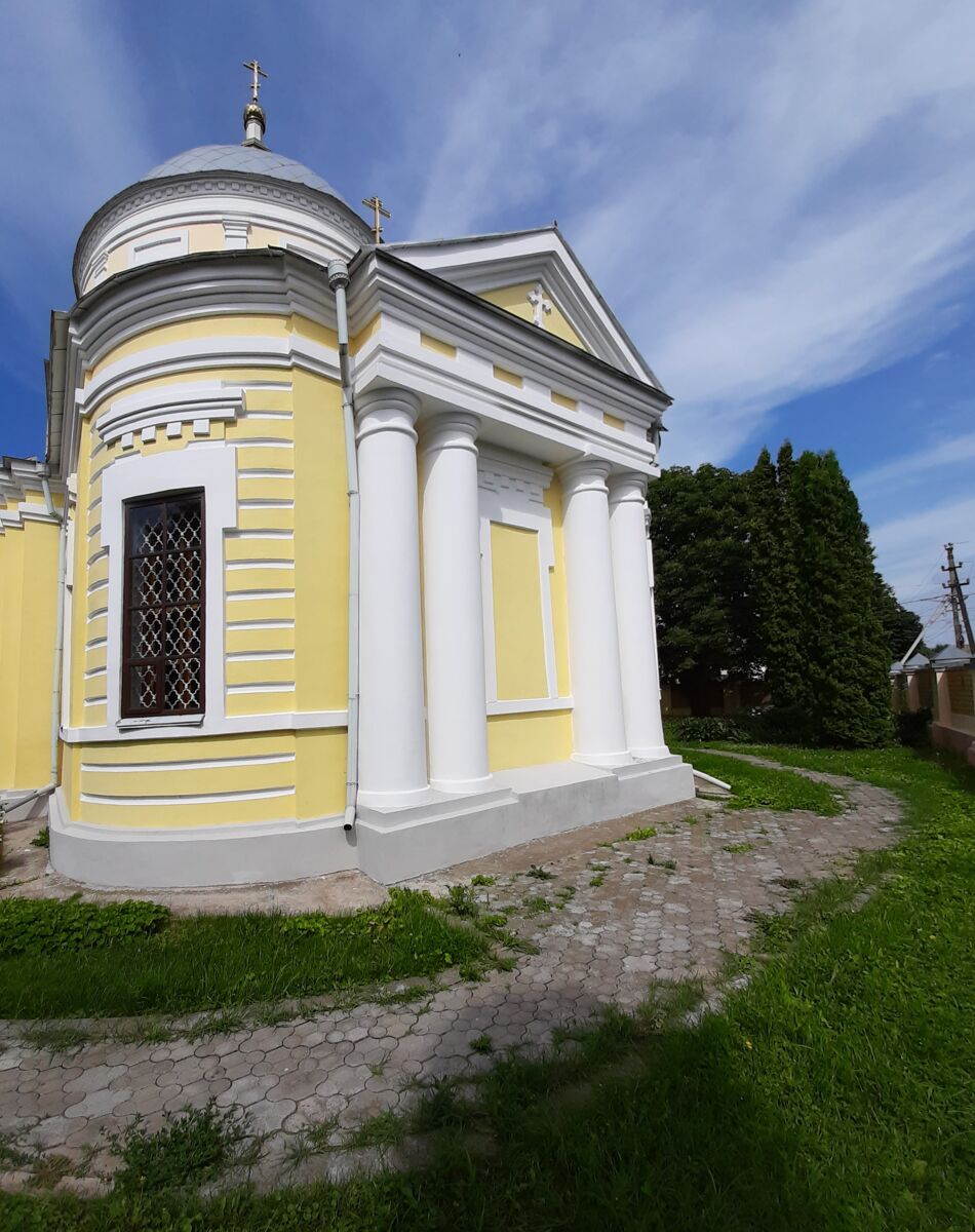 Кресто-Воздвиженский Севский женский монастырь. Церковь Воздвижения креста Господня, Севск (Севский район, Брянская область). архитектурные детали, Вид с юго-востока