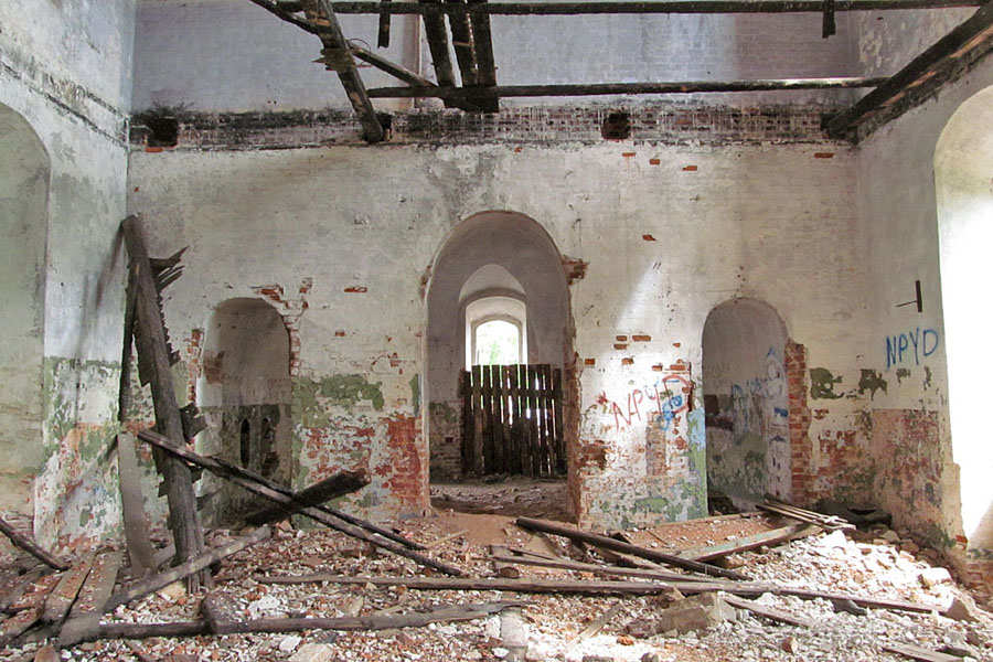 Церковь Сошествия Святого Духа, Устюжна (Устюженский район, Вологодская область). интерьер и убранство