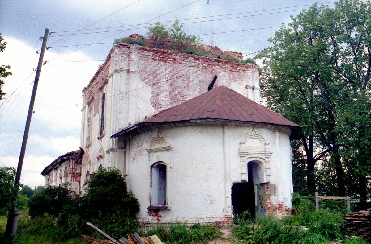 фасады. Церковь Сошествия Святого Духа, Устюжна (Устюженский район, Вологодская область)