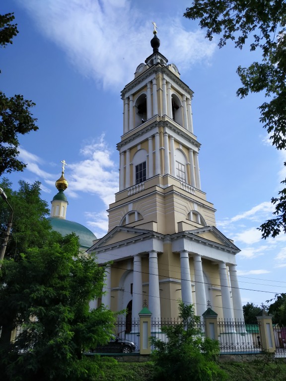 Коломна. Церковь Троицы Живоначальной на Репне. фасады