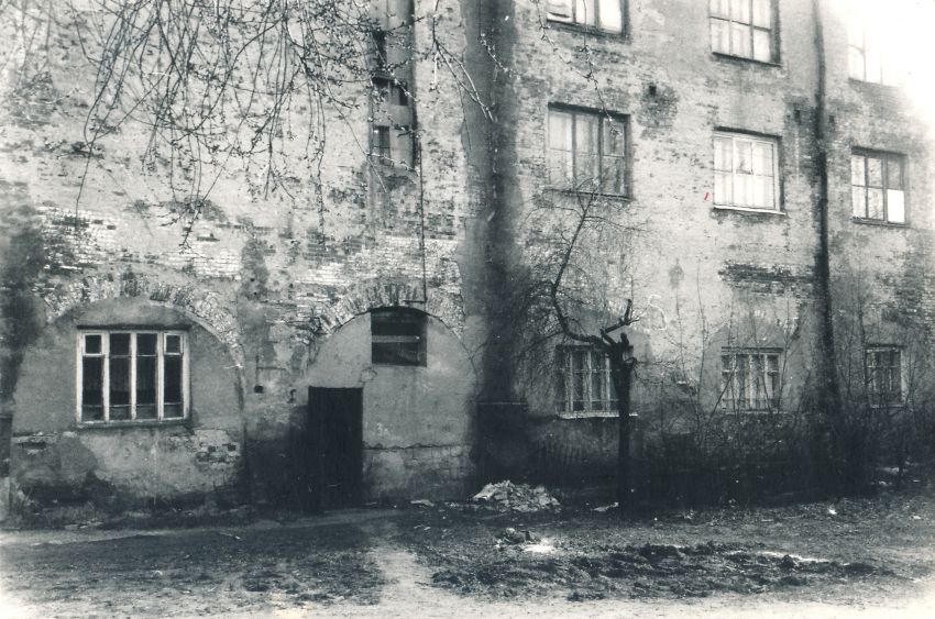 Церковь Воскресения Христова, Серпухов (Серпуховский городской округ и гг. Протвино, Пущино, Московская область). фасады