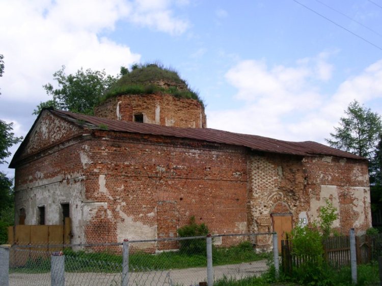 Серпухов. Церковь Покрова Пресвятой Богородицы. фасады, вид с северо-запада