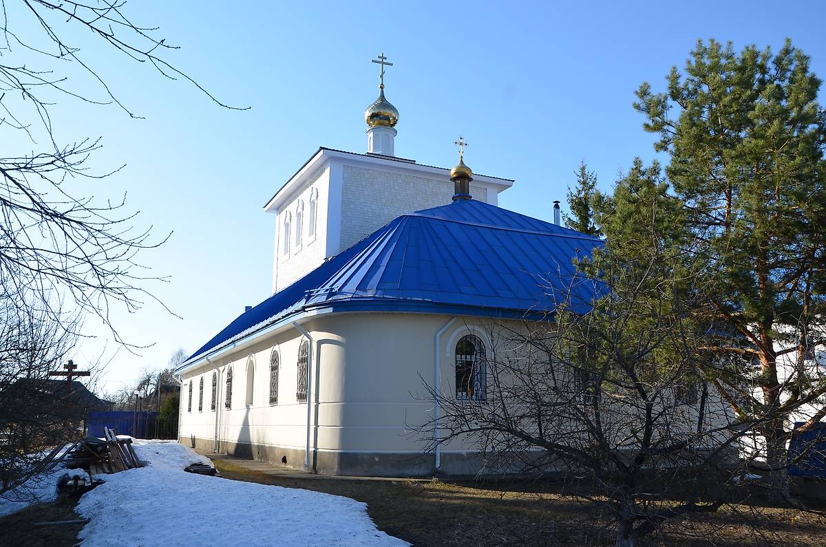 Вид с юго-востока, фасады. Церковь иконы Божией Матери "Всех скорбящих Радость", Мятлево (Износковский район, Калужская область)