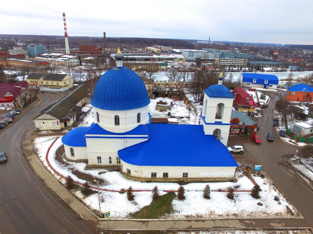 Церковь Спаса Нерукотворного Образа, Кондрово (Дзержинский район, Калужская область). общий вид в ландшафте, Вид с севера, фото с квадрокоптера
