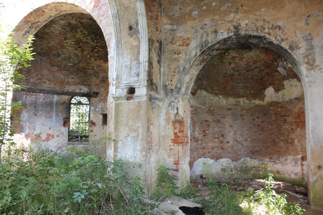 Церковь Афанасия и Кирилла, Патриархов Александрийских, Посконь (Мосальский район, Калужская область). интерьер и убранство