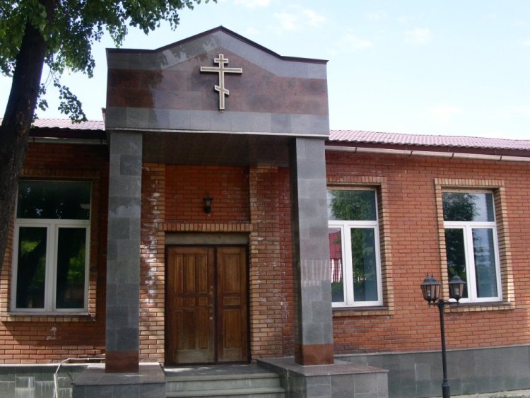 Серпухов. Церковь Богоявления Господня. фасады, фрагмент южного фасада