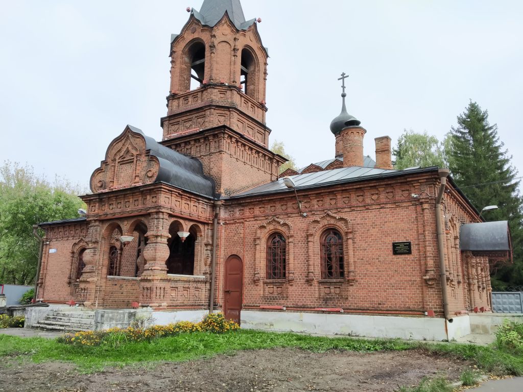 Старообрядческая моленная Покрова Пресвятой Богородицы в Заборье, Серпухов (Серпуховский городской округ и гг. Протвино, Пущино, Московская область). фасады