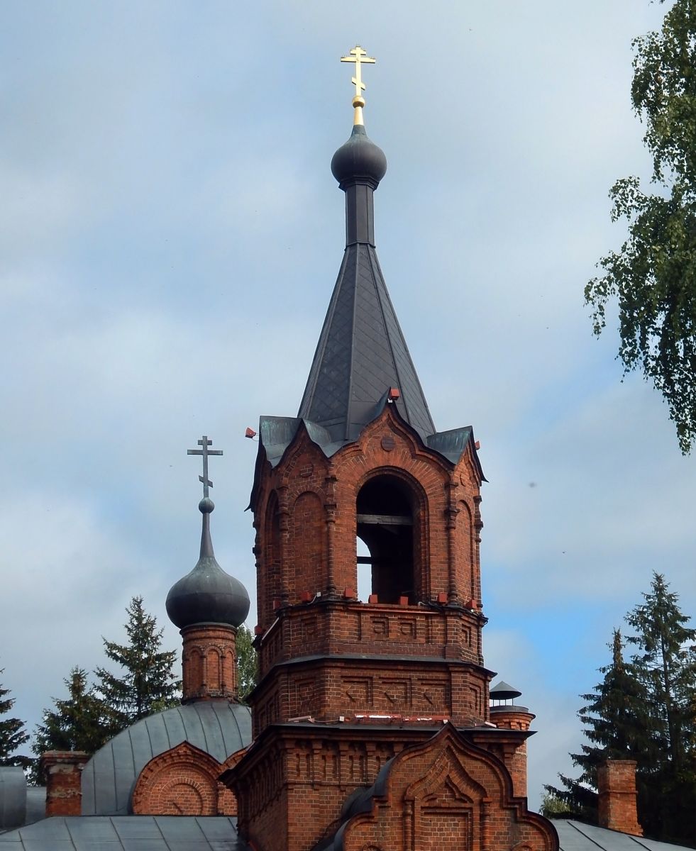 Старообрядческая моленная Покрова Пресвятой Богородицы в Заборье, Серпухов (Серпуховский городской округ и гг. Протвино, Пущино, Московская область). архитектурные детали