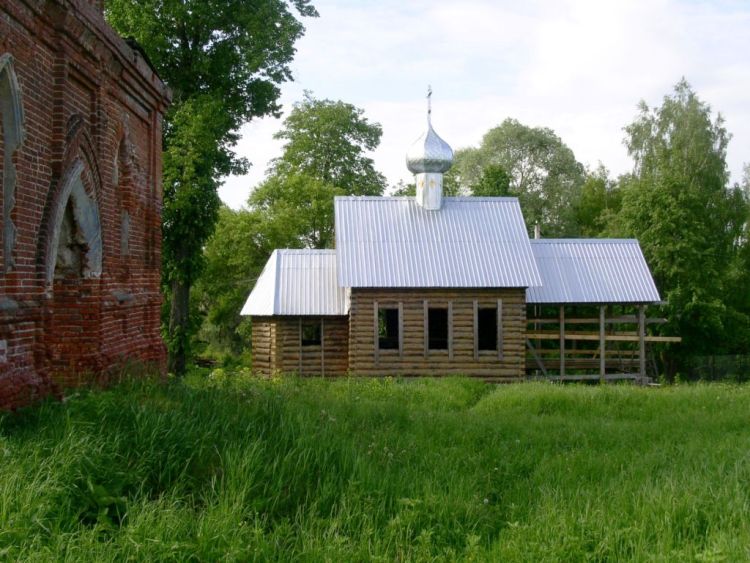 Церковь Успения Пресвятой Богородицы (новая), Глазово (Серпуховский городской округ и гг. Протвино, Пущино, Московская область). фасады, вид с севера