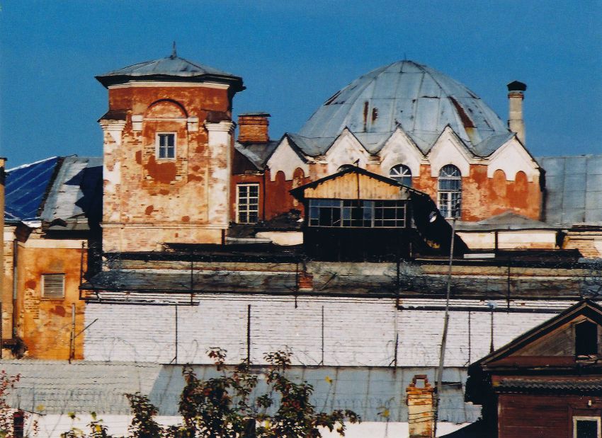 Серпухов. Церковь Александра Невского при тюремном замке. фасады