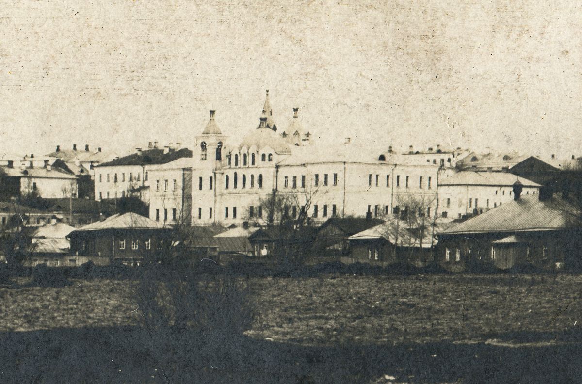 Фотография из личной коллекций, 1910-е года, архивная фотография. Домовая церковь Александра Невского при тюремном замке, Серпухов (Серпуховский городской округ и гг. Протвино, Пущино, Московская область)