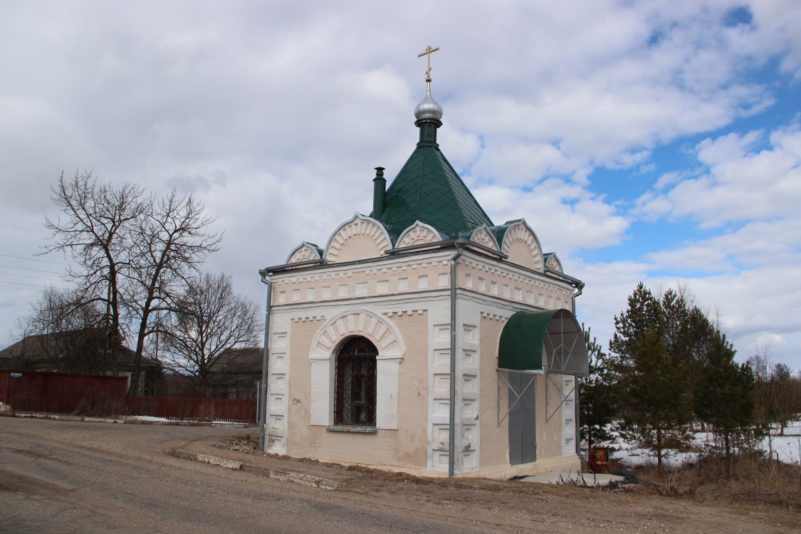 Часовня Луки Евангелиста, Скоморохово (Переславский район и г. Переславль-Залесский, Ярославская область). фасады
