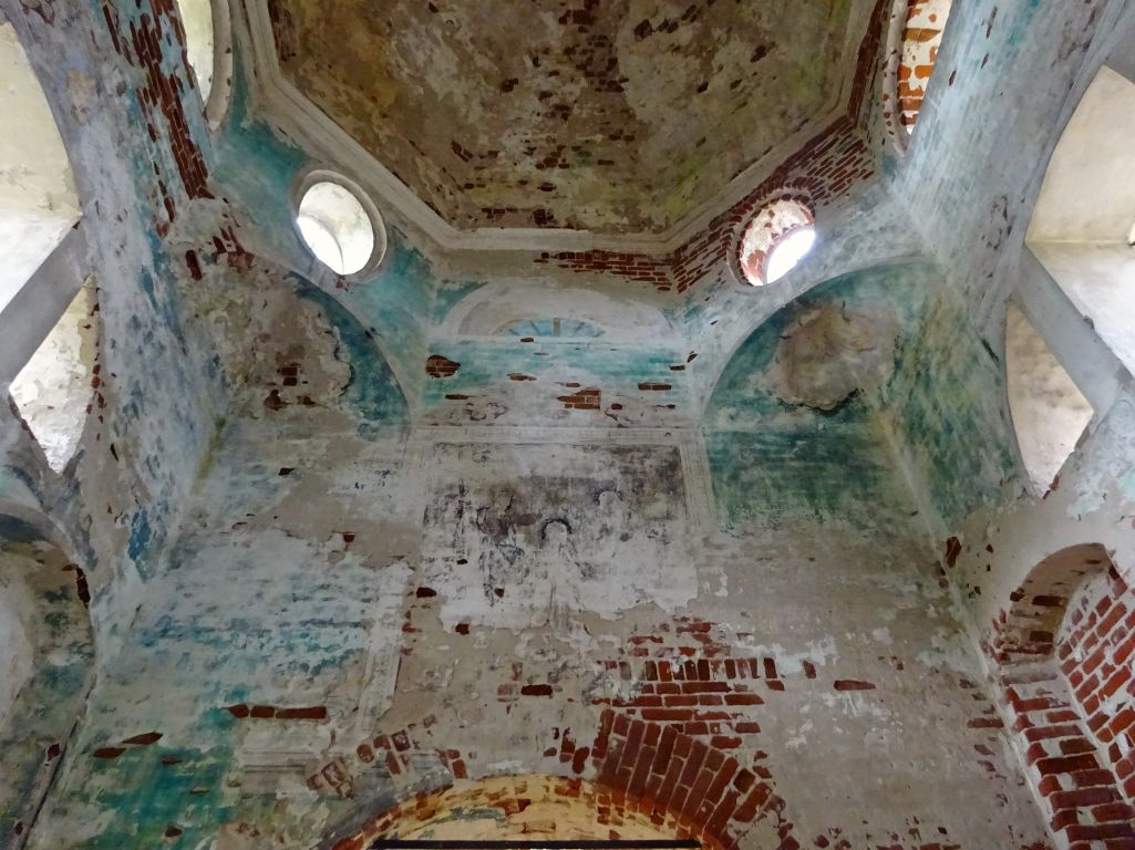 Церковь Казанской иконы Божией Матери, Юрьевское (Ростовский район, Ярославская область). интерьер и убранство