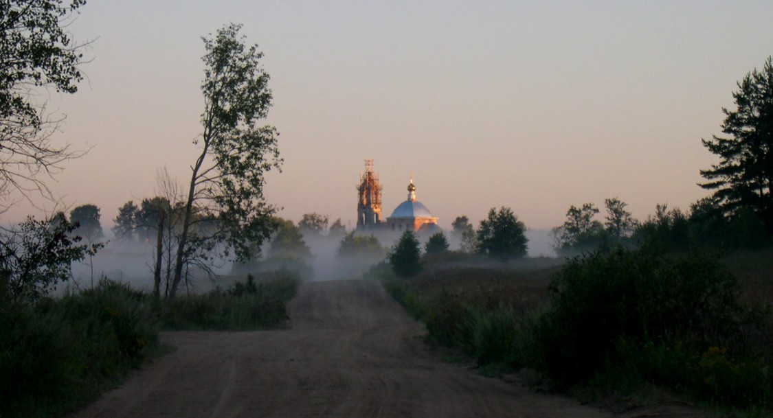 Купань. Церковь Иоанна Богослова. художественные фотографии