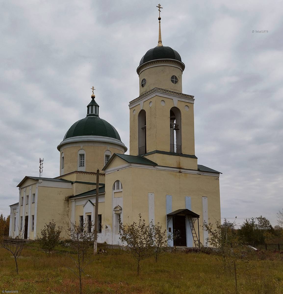 Церковь Богоявления Господня, Свишни (Долгоруковский район, Липецкая область). общий вид в ландшафте