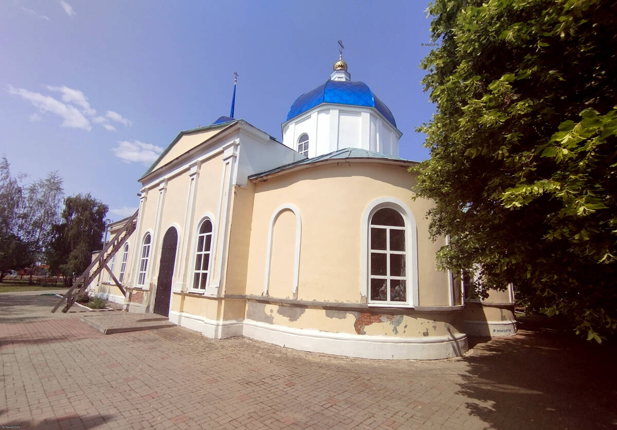 Церковь Успения Пресвятой Богородицы, Дубовец (Долгоруковский район, Липецкая область). фасады