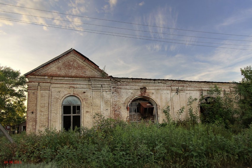 Церковь Покрова Пресвятой Богородицы, Ливенка (Павловский район, Воронежская область). фасады