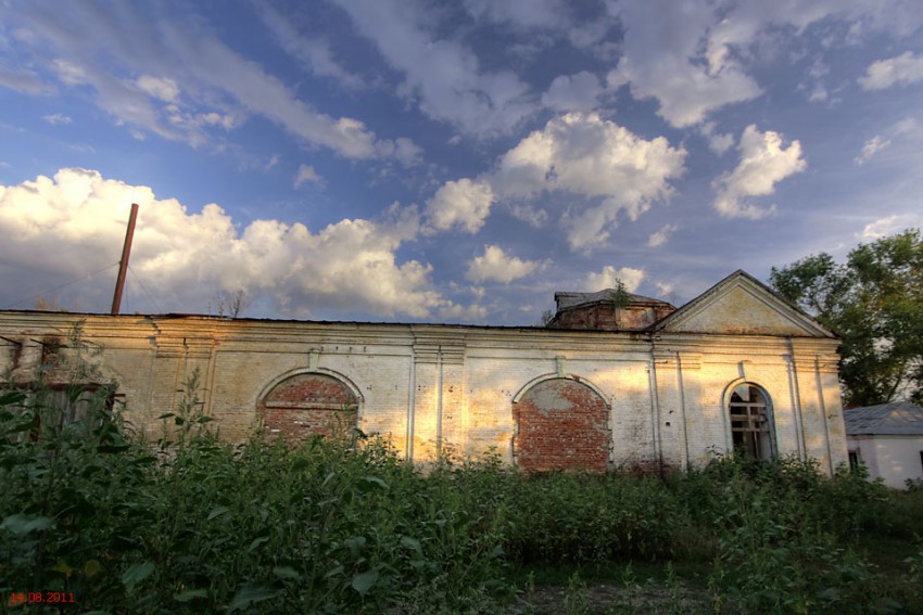 Церковь Покрова Пресвятой Богородицы, Ливенка (Павловский район, Воронежская область). фасады