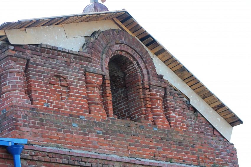 Церковь Покрова Пресвятой Богородицы, Бирюченское (Каширский район, Воронежская область). архитектурные детали