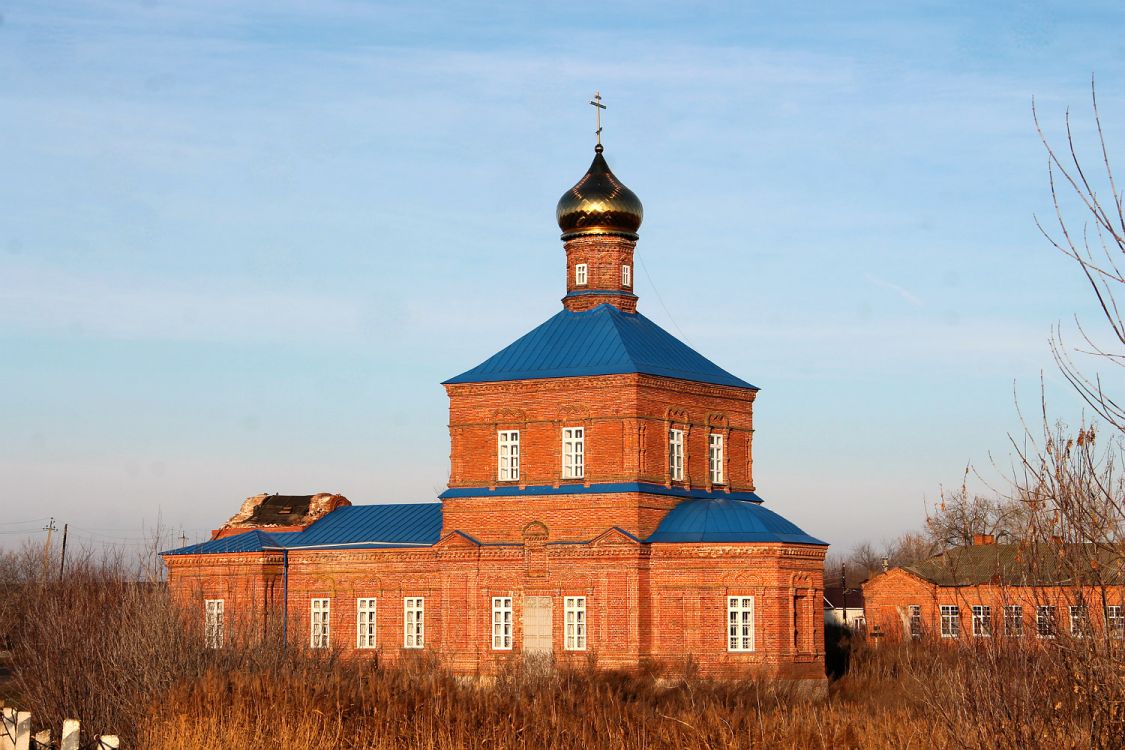 Бирюченское. Церковь Покрова Пресвятой Богородицы. фасады