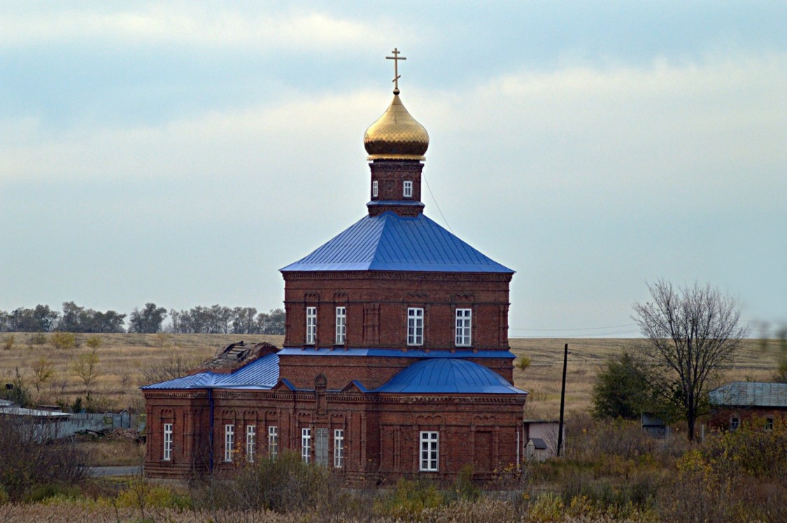 Бирюченское. Церковь Покрова Пресвятой Богородицы. фасады