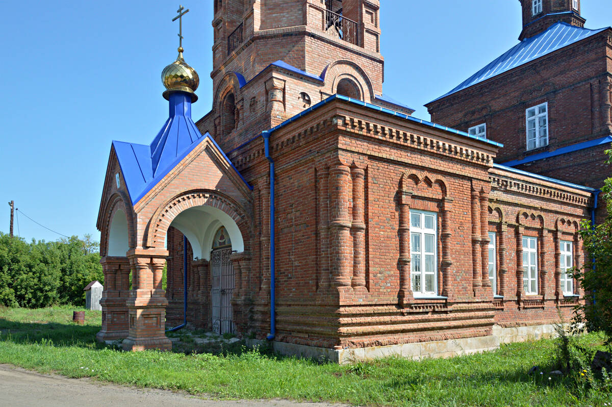 Церковь Покрова Пресвятой Богородицы, Бирюченское (Каширский район, Воронежская область). архитектурные детали