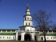Воскресенский Новоиерусалимский монастырь. Надвратная церковь Входа Господня в Иерусалим - Истра - Истринский городской округ и ЗАТО Восход - Московская область