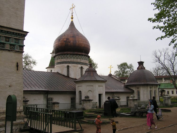 Воскресенский Новоиерусалимский монастырь. Церковь Константина и Елены, Истра (Истринский городской округ и ЗАТО Восход, Московская область). фасады